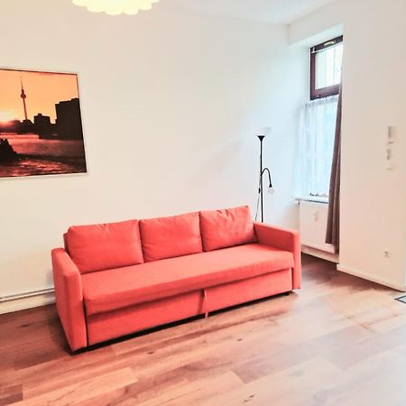 City Studio Apartment For 4, Near Sonnenallee เบอร์ลิน ภายนอก รูปภาพ