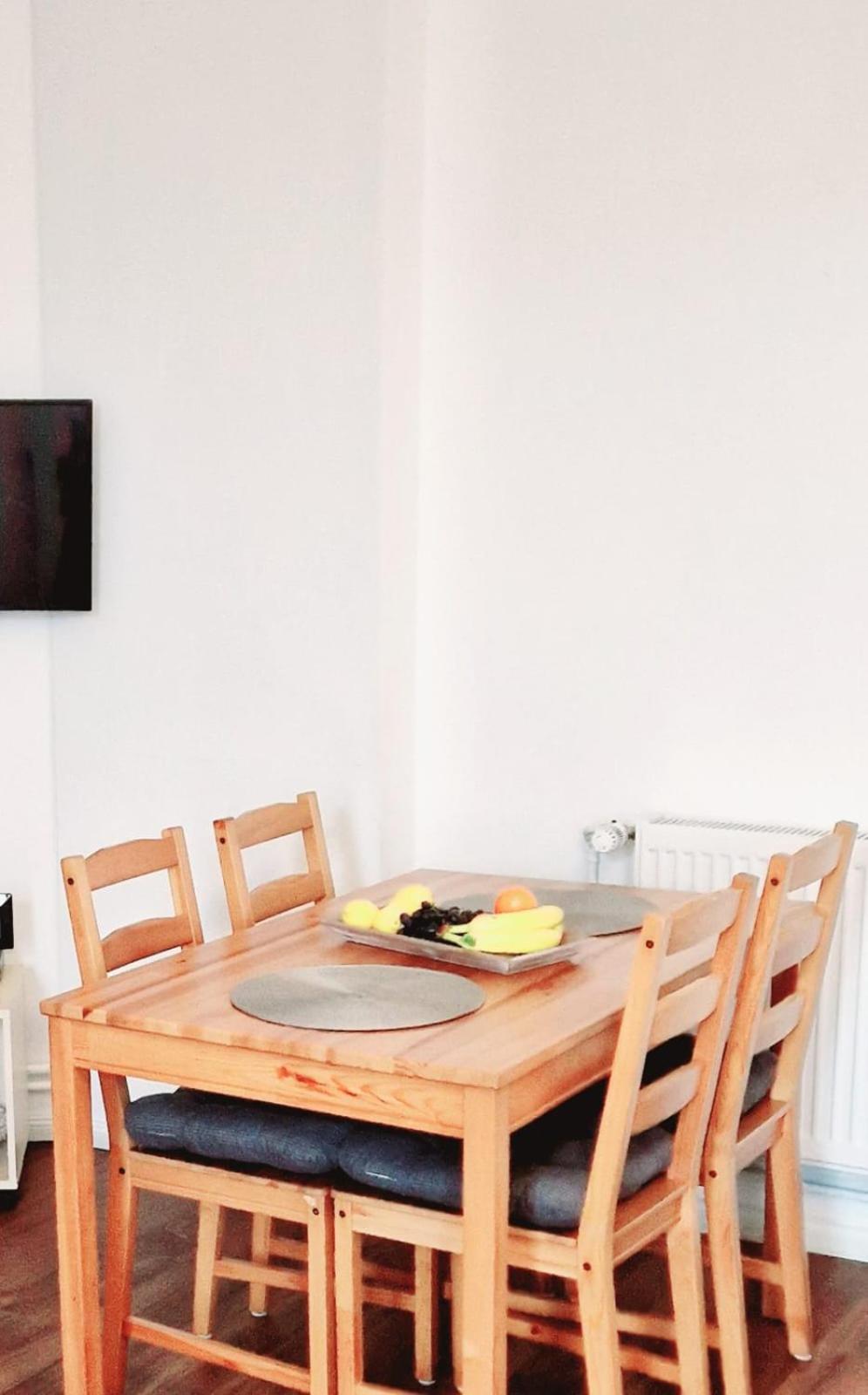 City Studio Apartment For 4, Near Sonnenallee เบอร์ลิน ภายนอก รูปภาพ