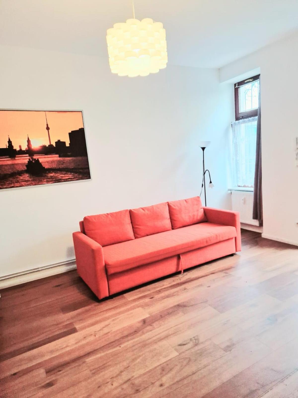 City Studio Apartment For 4, Near Sonnenallee เบอร์ลิน ภายนอก รูปภาพ